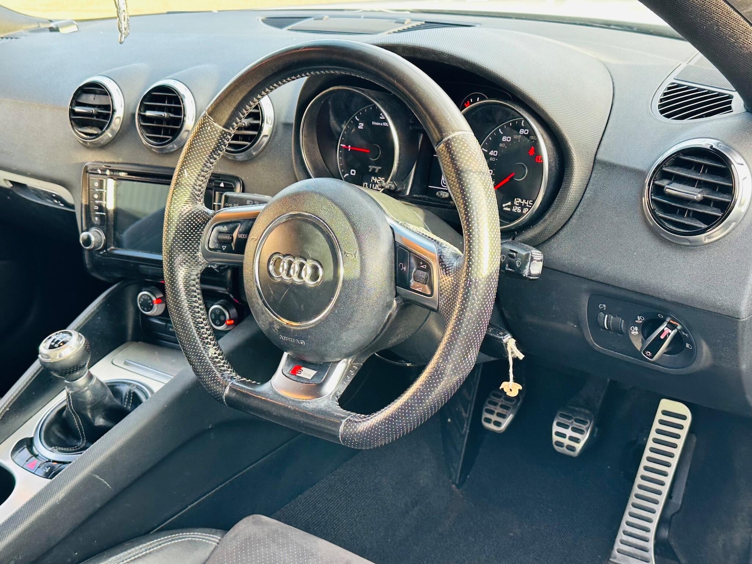 Used Audi TT 2012 for sale - 76666908: Photo 19