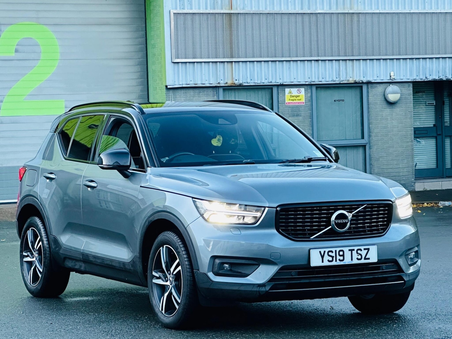 Used Volvo XC40 2019 for sale - 76370327: Photo 1
