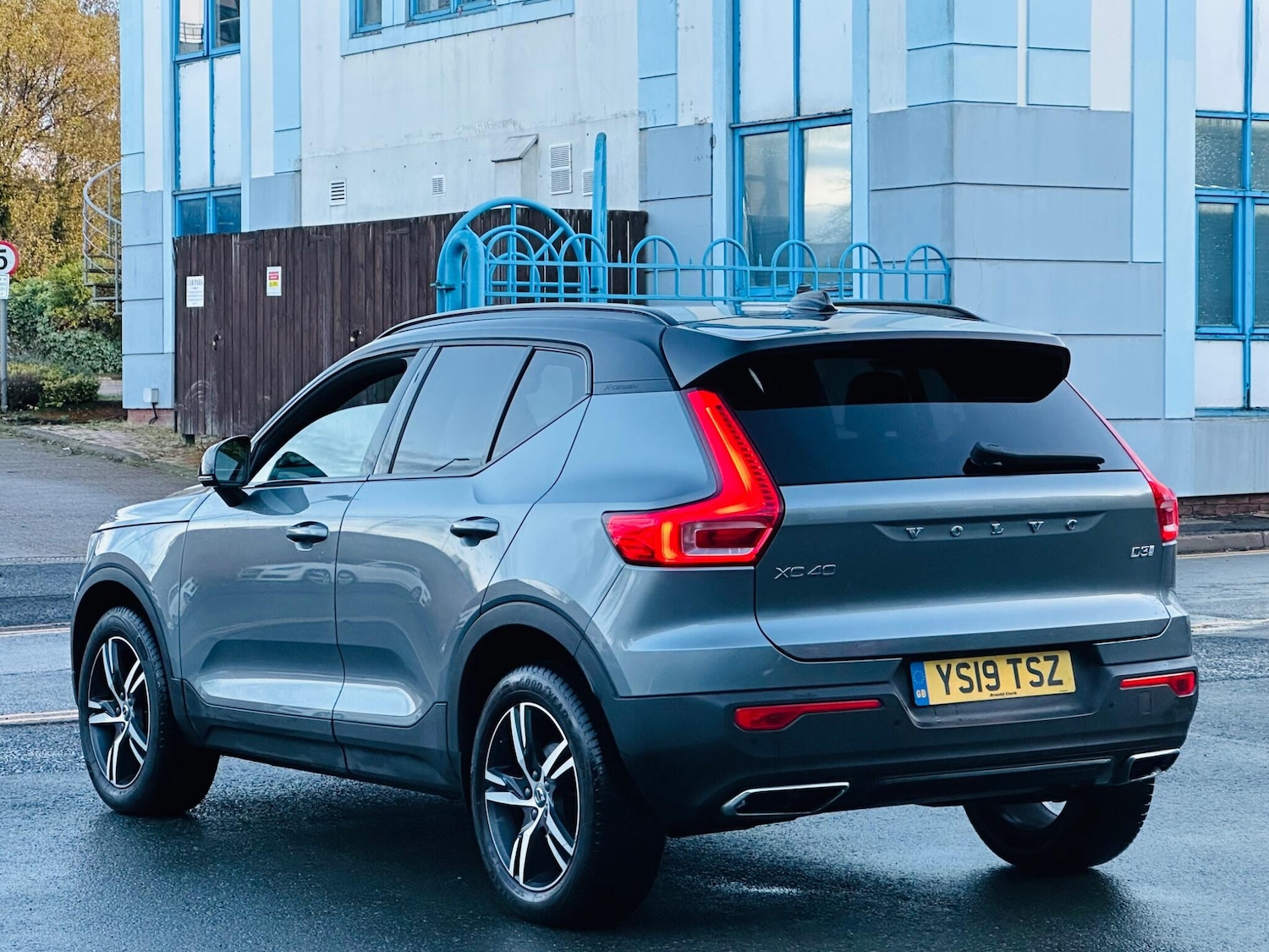 Used Volvo XC40 2019 for sale - 76370327: Photo 11