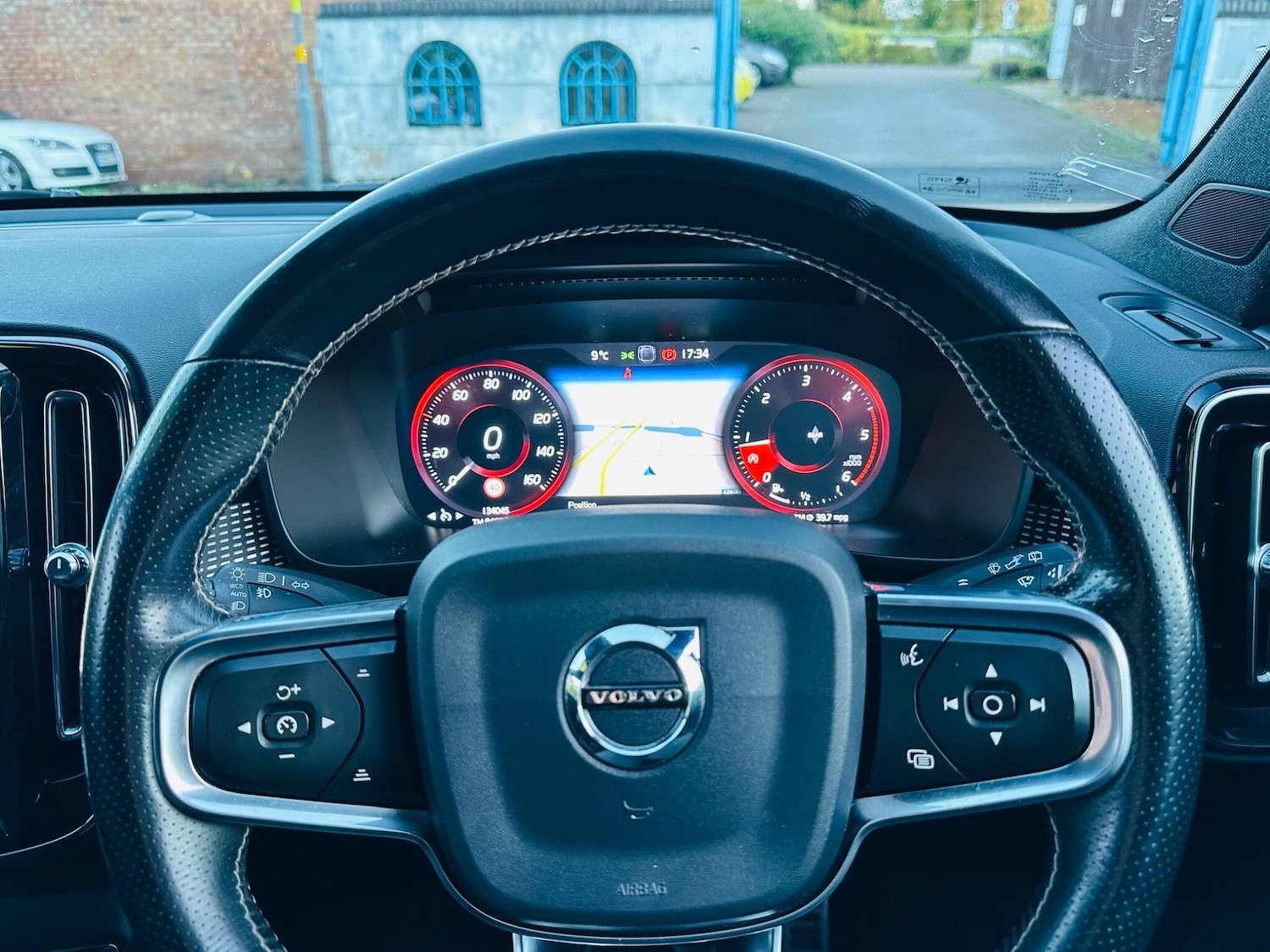 Used Volvo XC40 2019 for sale - 76370327: Photo 23