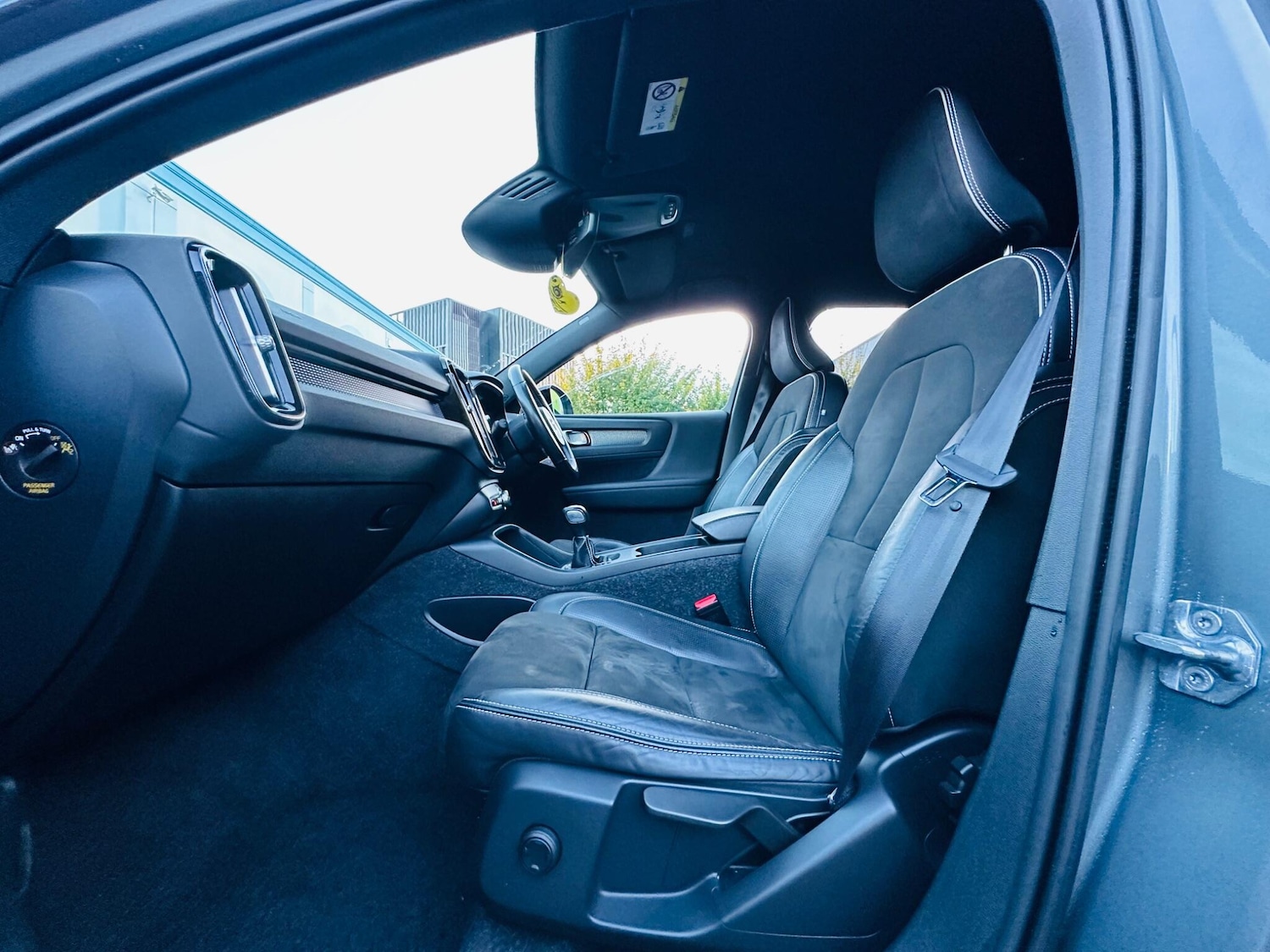Used Volvo XC40 2019 for sale - 76370327: Photo 9