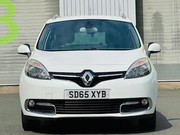 Used Renault Grand Scenic 2015 for sale - 75563542: Photo