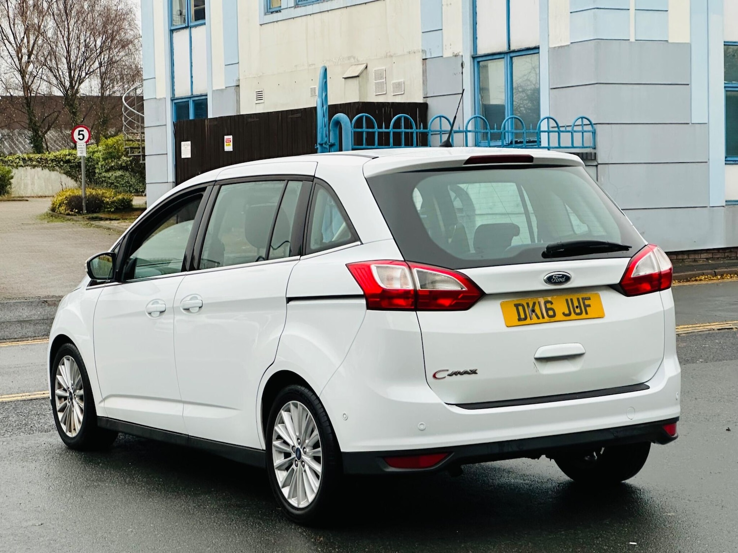 Used Ford Grand C-Max 2016 for sale - 76990468: Photo 14