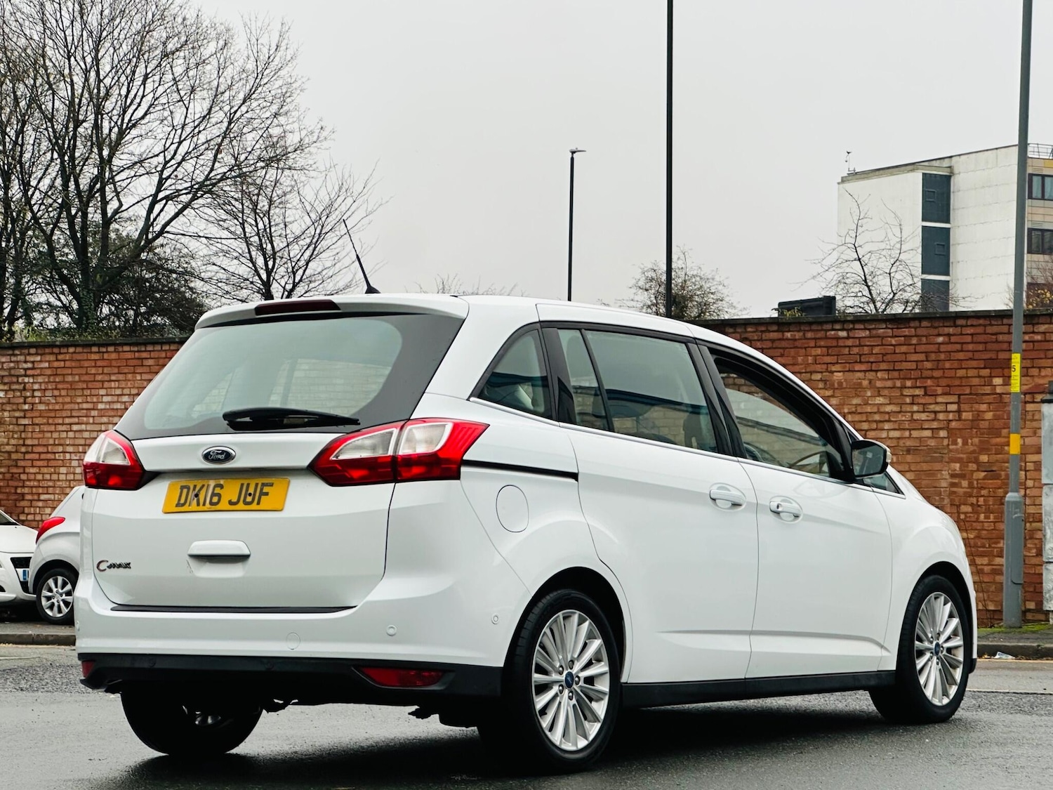 Used Ford Grand C-Max 2016 for sale - 76990468: Photo 16