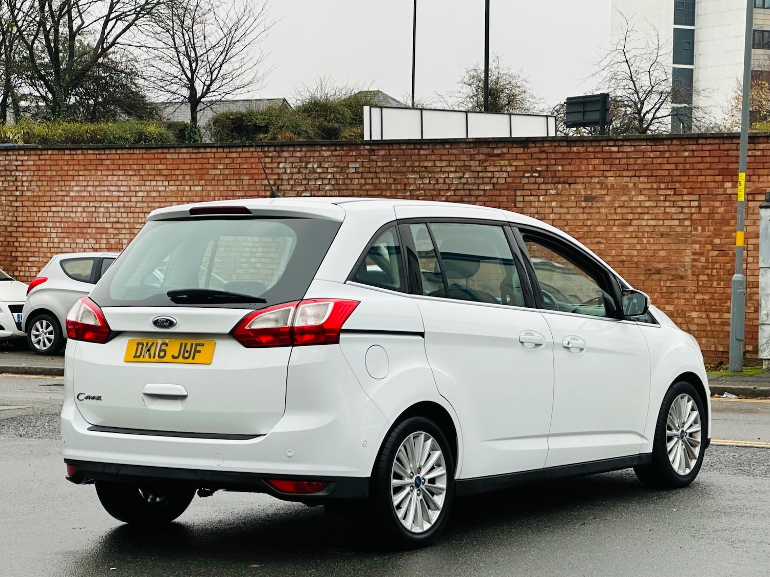 Used Ford Grand C-Max 2016 for sale - 76990468: Photo 17