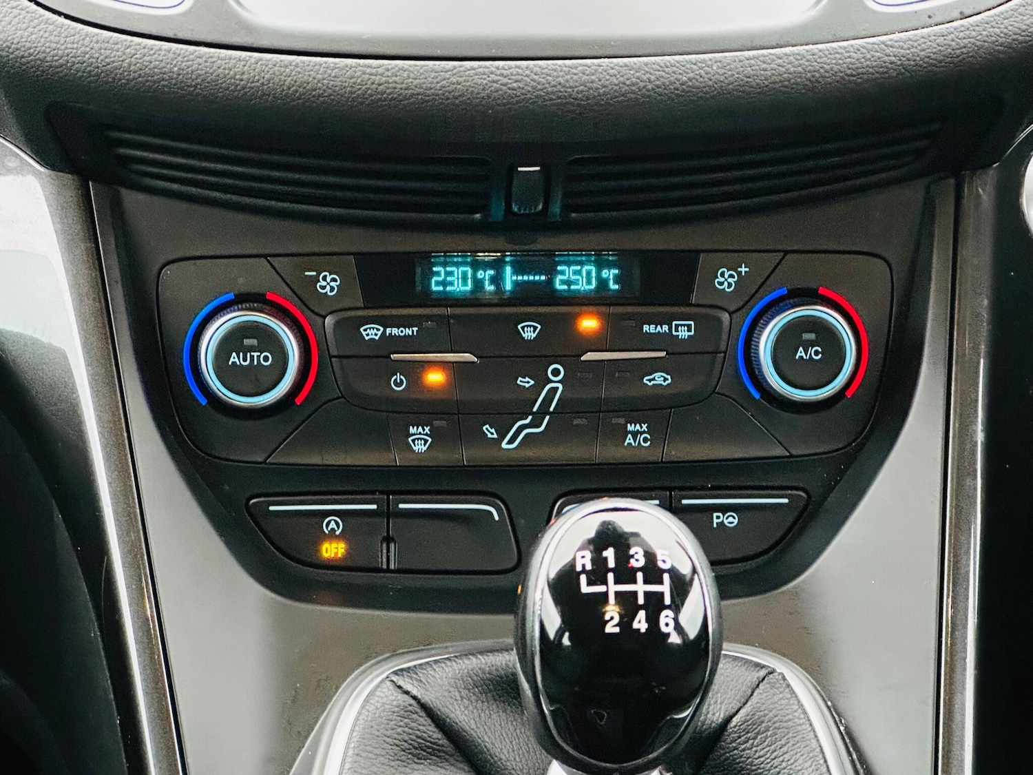 Used Ford Grand C-Max 2016 for sale - 76990468: Photo 21