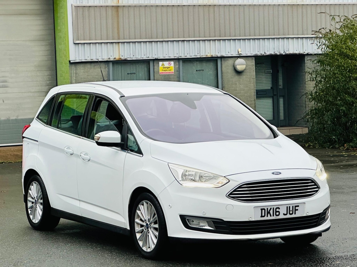 Used Ford Grand C-Max 2016 for sale - 76990468: Photo 6