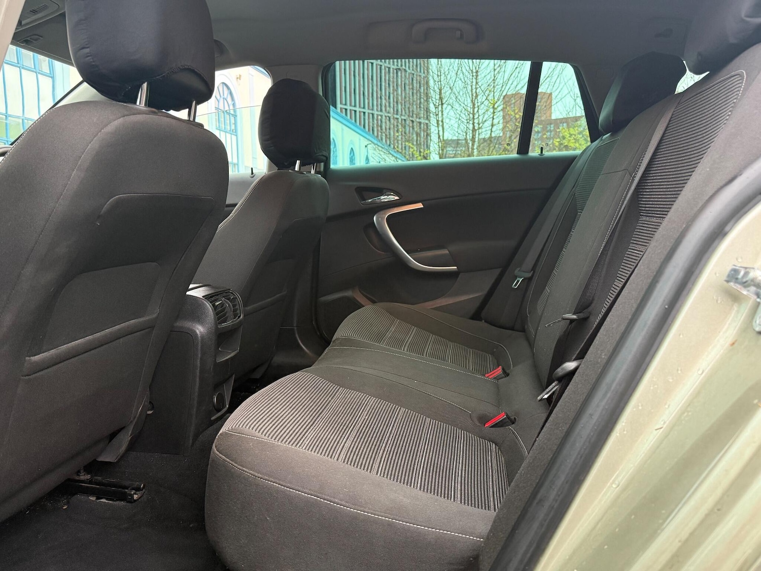 Used Vauxhall Insignia 2015 for sale - 76702128: Photo 9