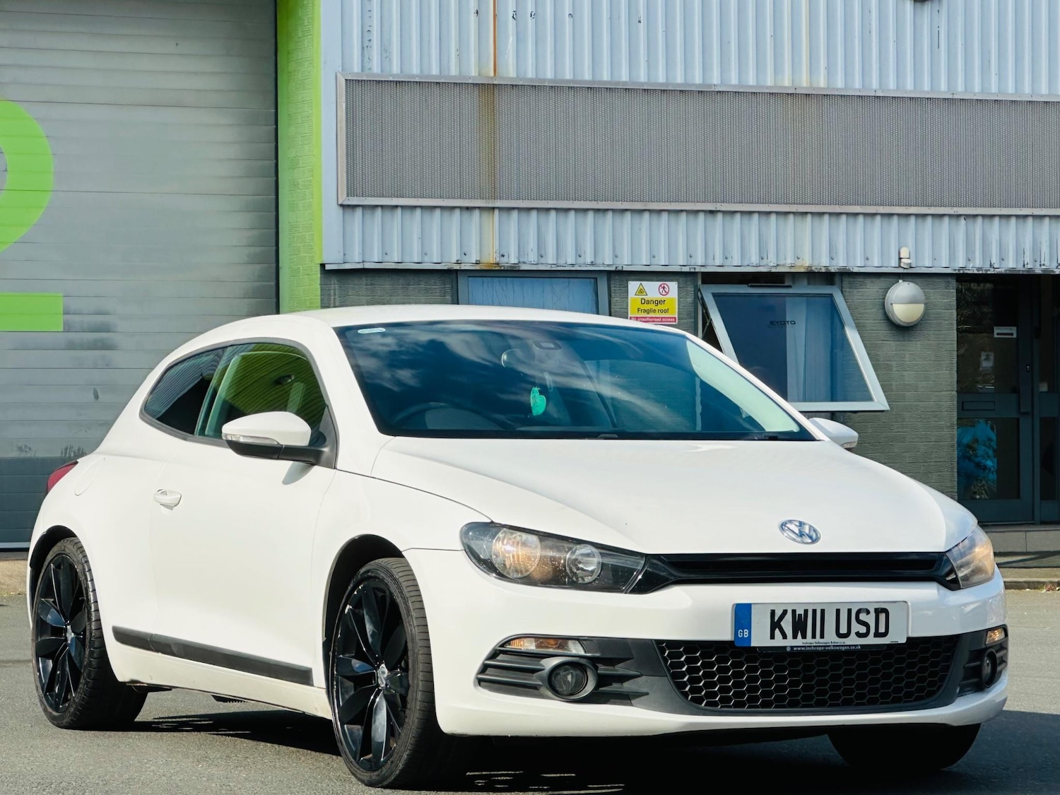 Used Volkswagen Scirocco for sale - 76476674: Photo 2
