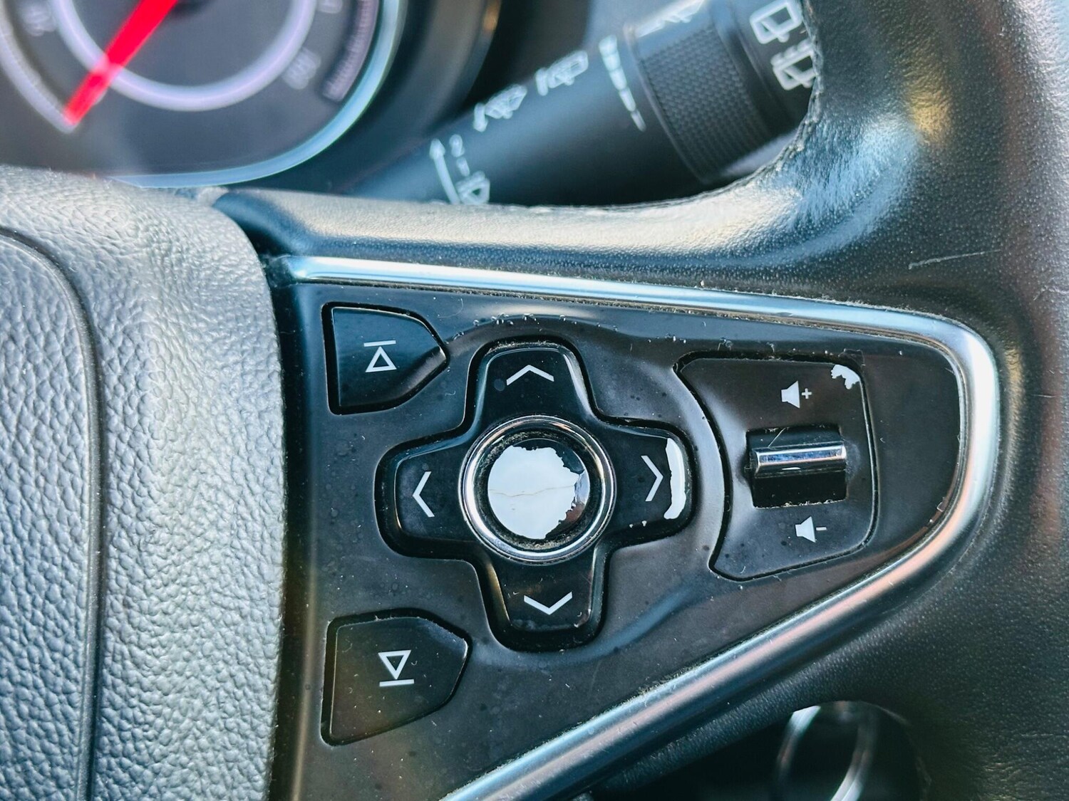 Used Vauxhall Insignia 2014 for sale - 76348811: Photo 23