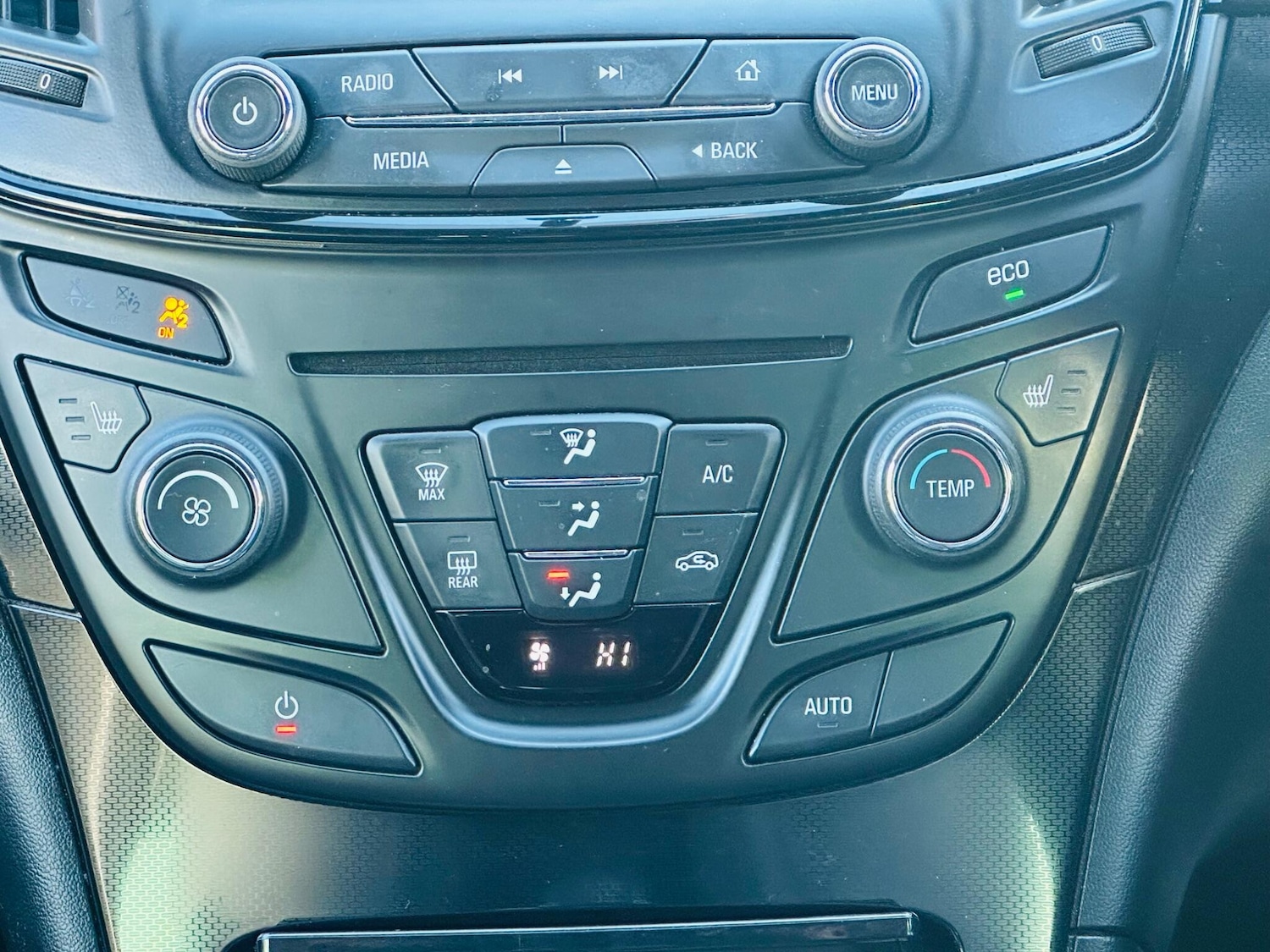 Used Vauxhall Insignia 2016 for sale - 77468841: Photo 21