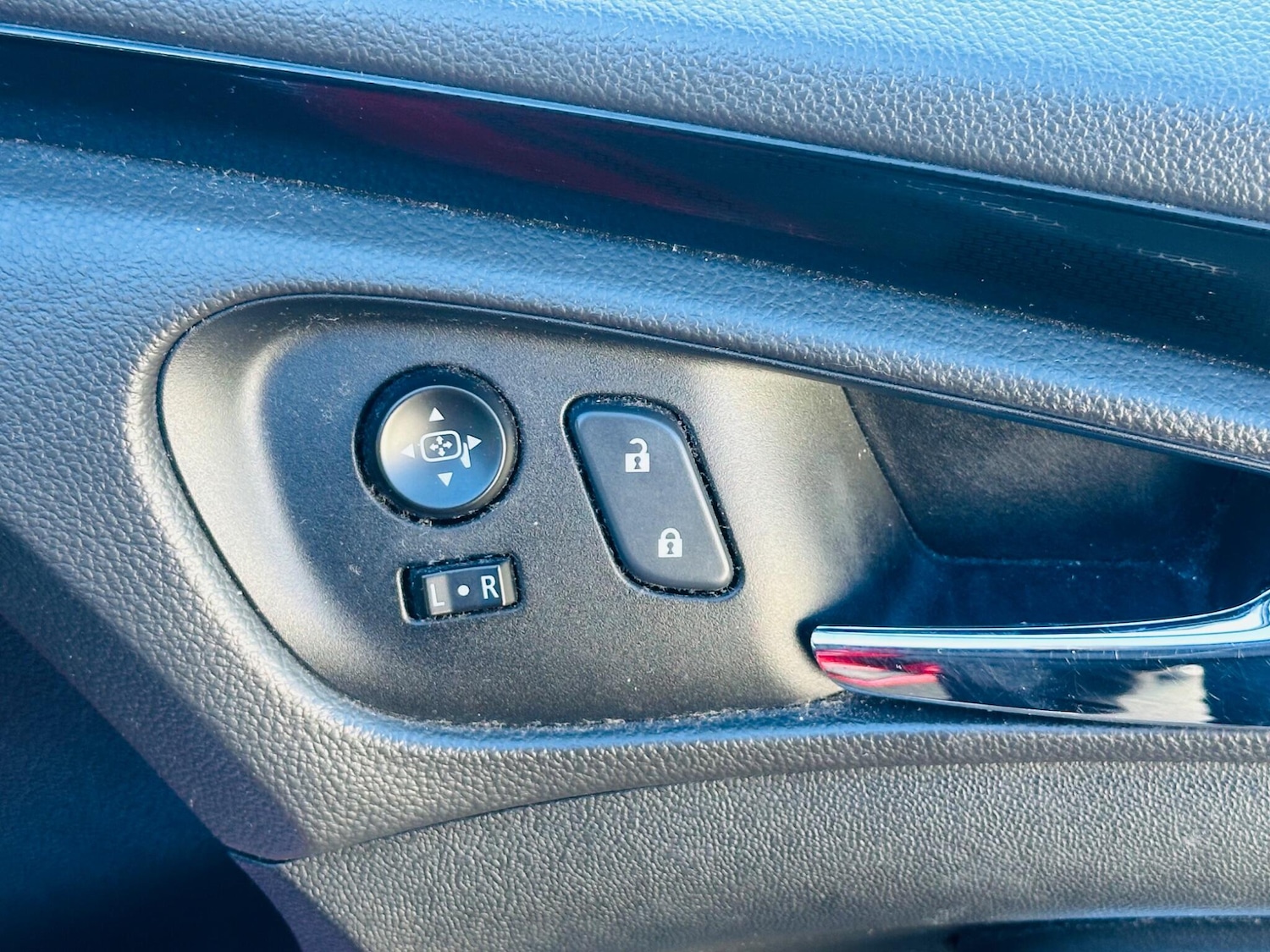 Used Vauxhall Insignia 2016 for sale - 77468841: Photo 28