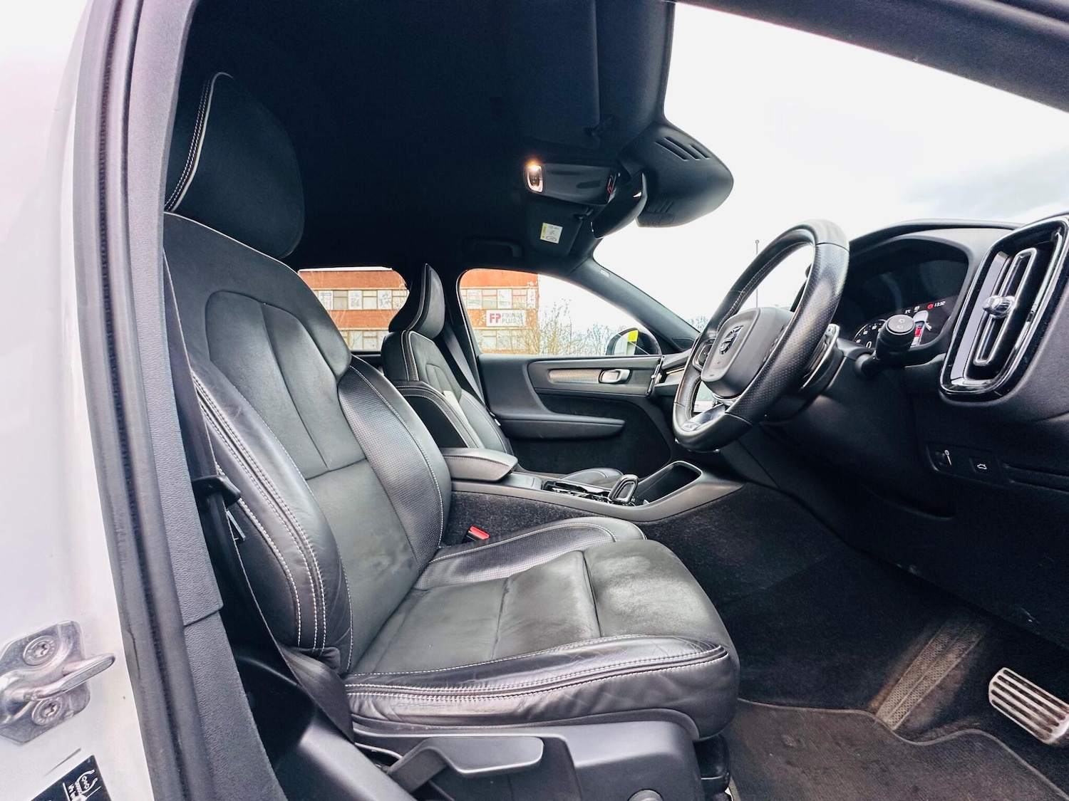 Used Volvo XC40 2019 for sale - 77108914: Photo 25