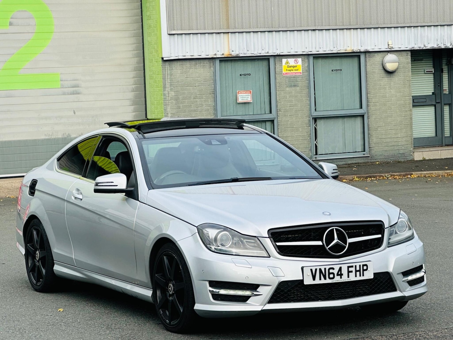 Used Mercedes-Benz C Class 2014 for sale - 76349064: Photo 6