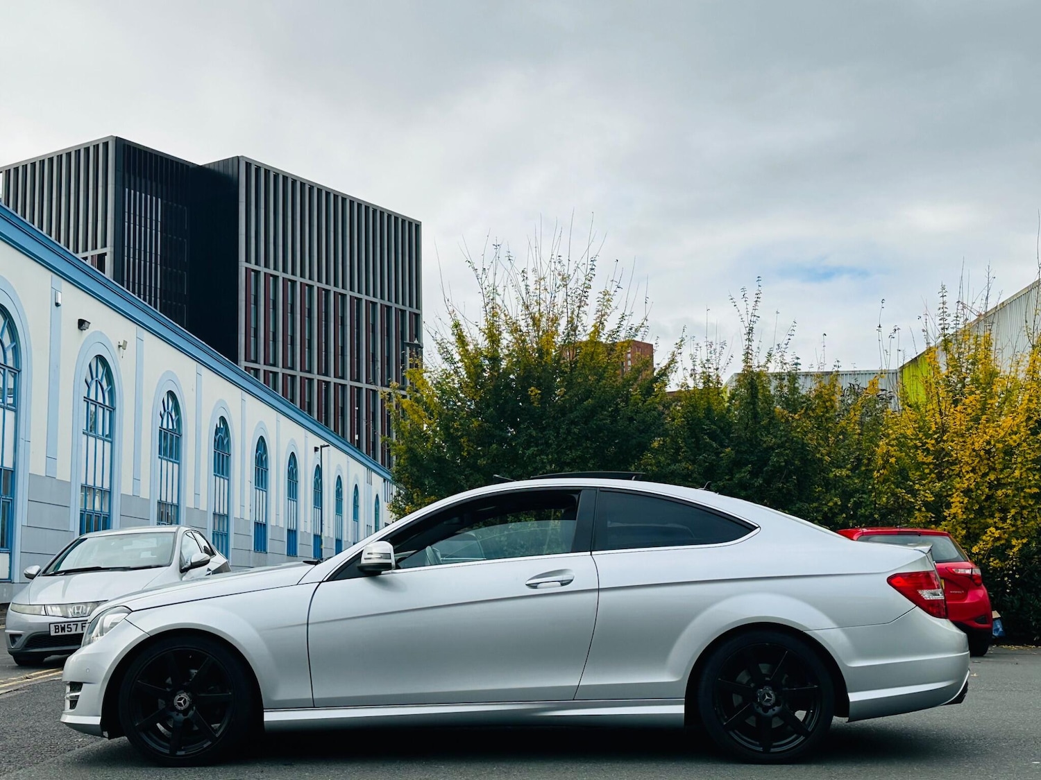 Used Mercedes-Benz C Class 2014 for sale - 76349064: Photo 8