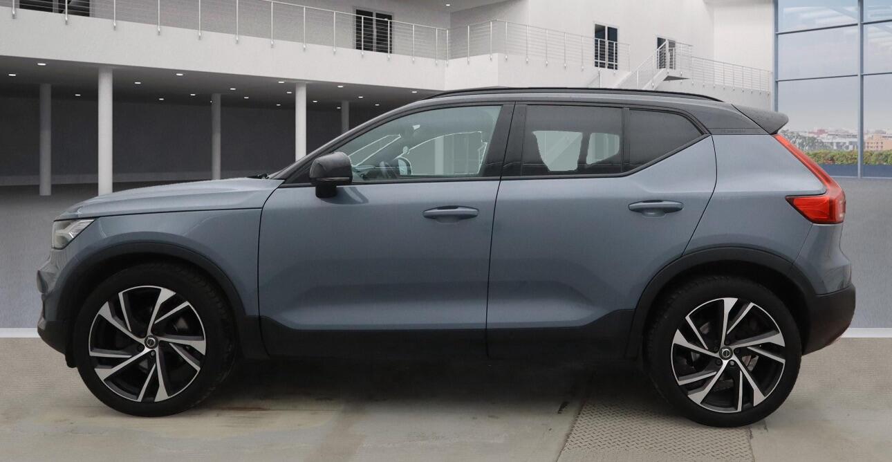 Used Volvo XC40 2019 for sale - 76912869: Photo 4