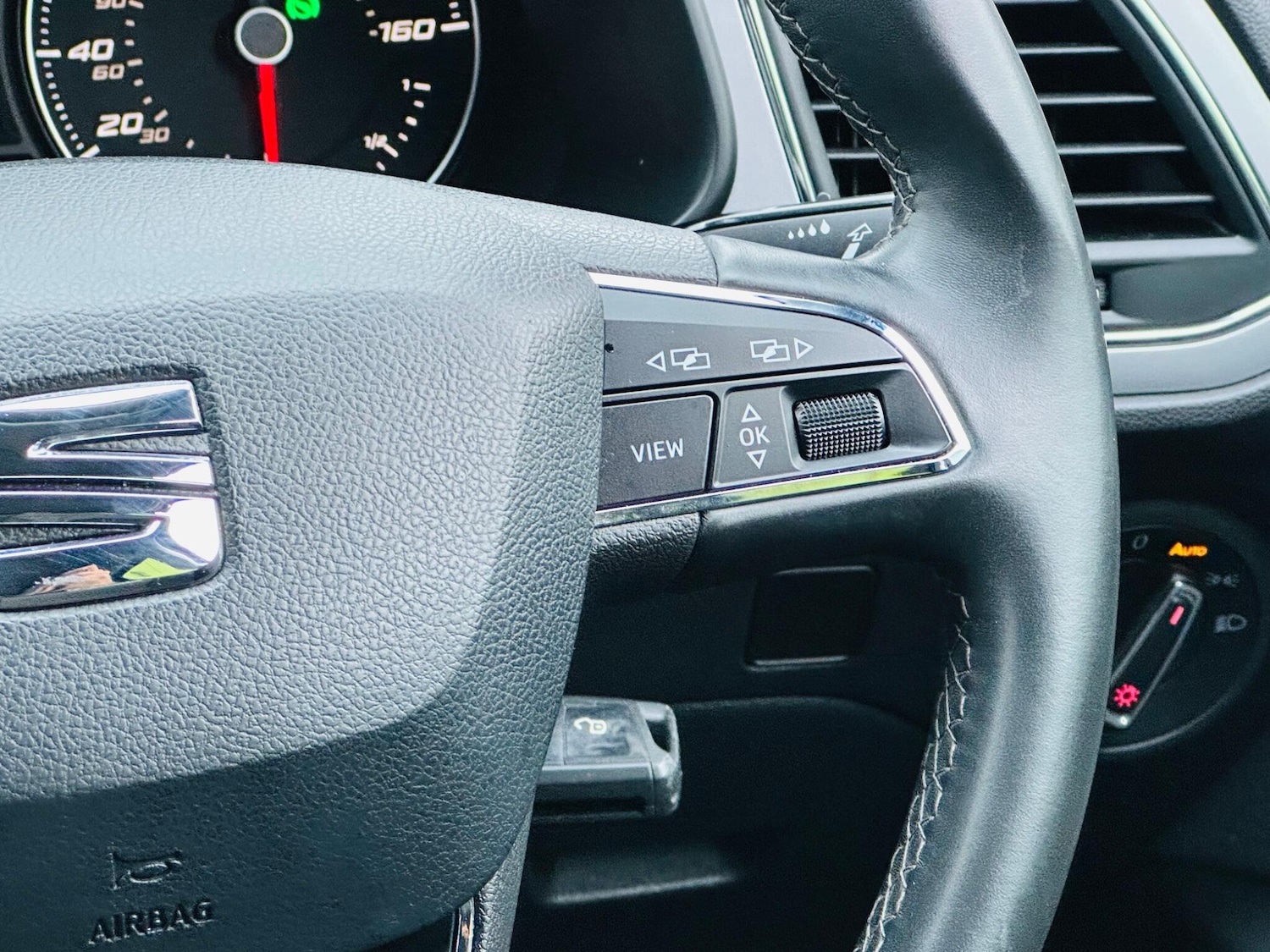 Used SEAT Leon 2018 for sale - 77377474: Photo 25