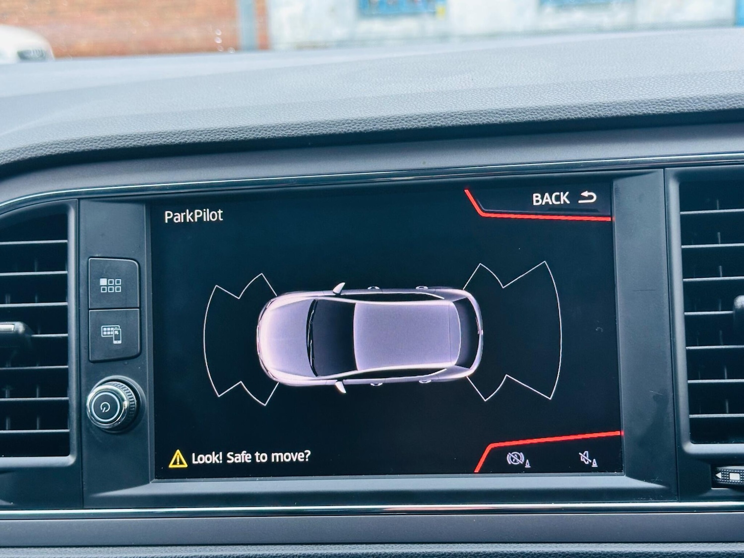 Used SEAT Leon 2018 for sale - 77377474: Photo 31