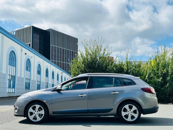 Used Renault Megane 2011 for sale - 75563676: Photo 8