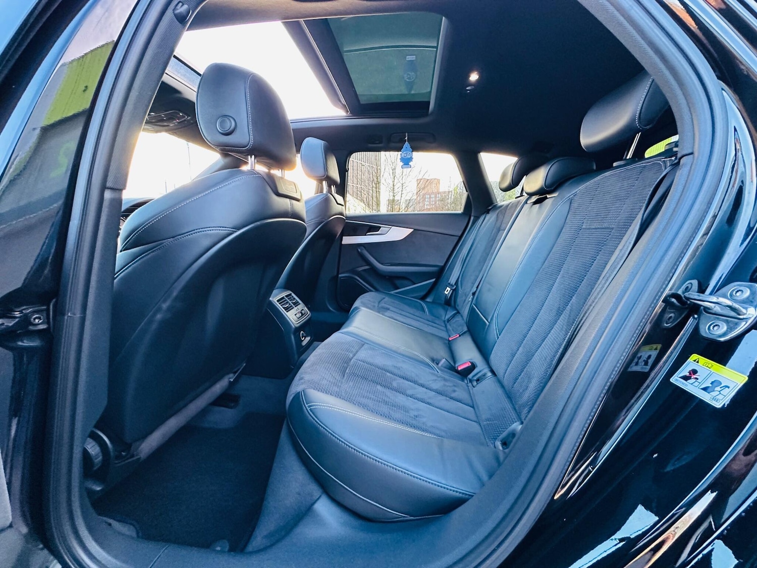 Used Audi A4 Avant for sale - 77724070: Photo 10