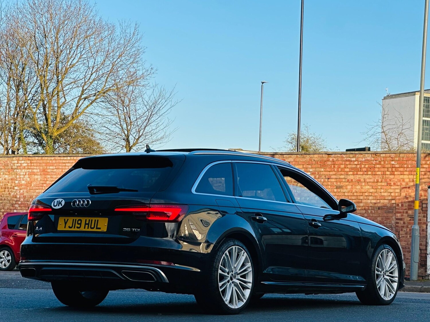 Used Audi A4 Avant for sale - 77724070: Photo 17