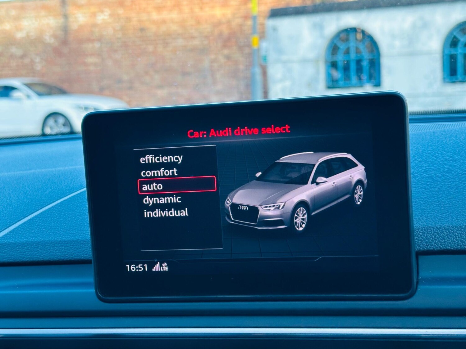 Used Audi A4 Avant for sale - 77724070: Photo 28