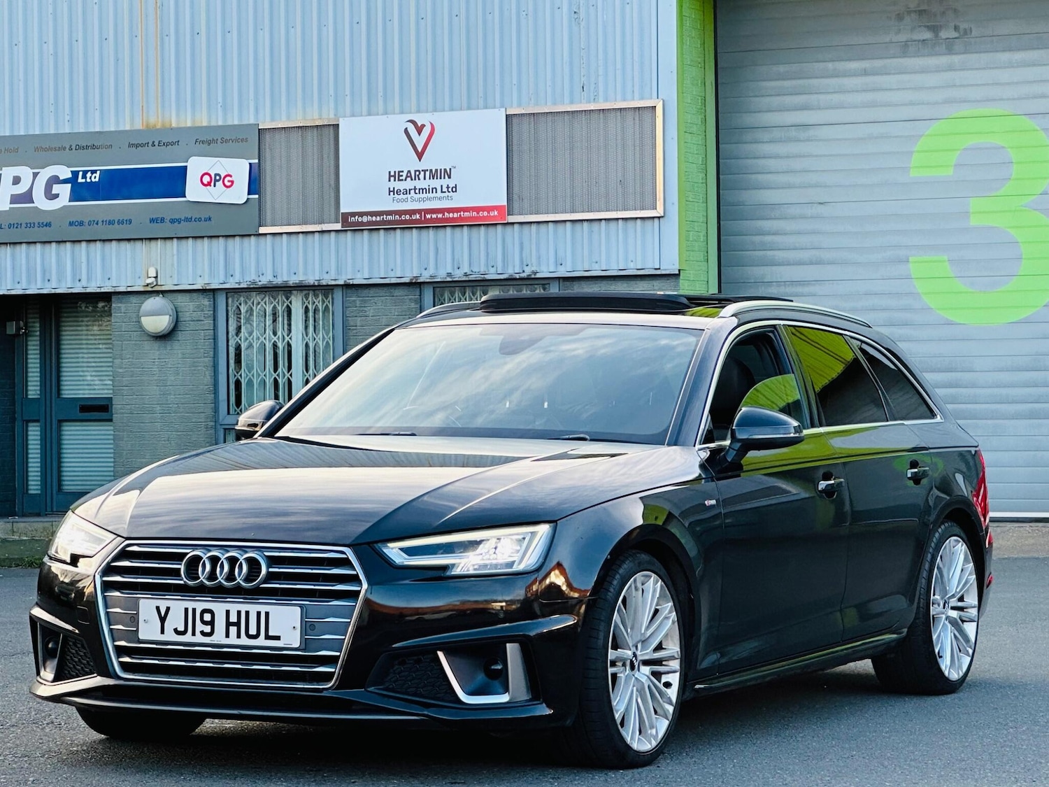 Used Audi A4 Avant for sale - 77724070: Photo 4