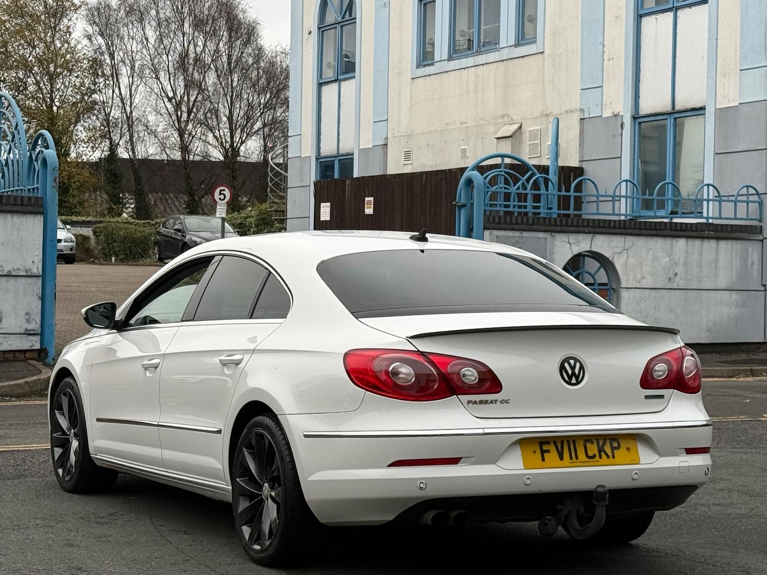 Used Volkswagen Passat 2011 for sale - 76714137: Photo 12