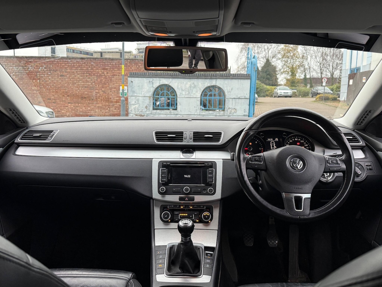 Used Volkswagen Passat 2011 for sale - 76714137: Photo 21