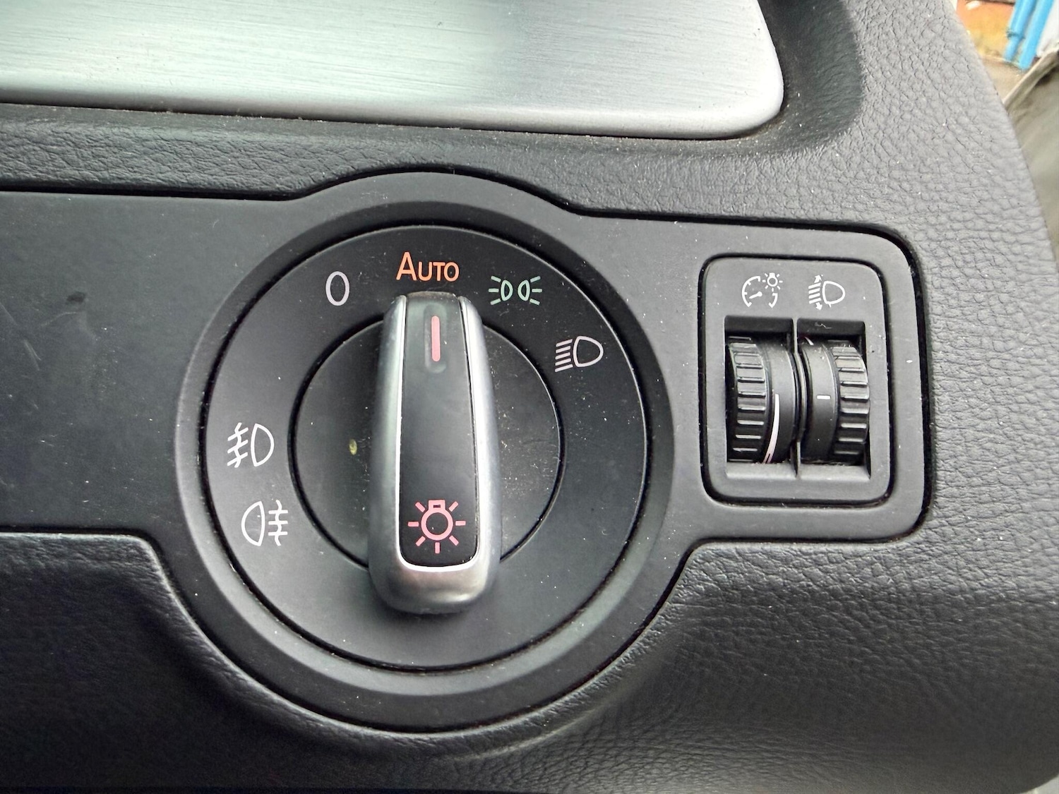 Used Volkswagen Passat 2011 for sale - 76714137: Photo 23