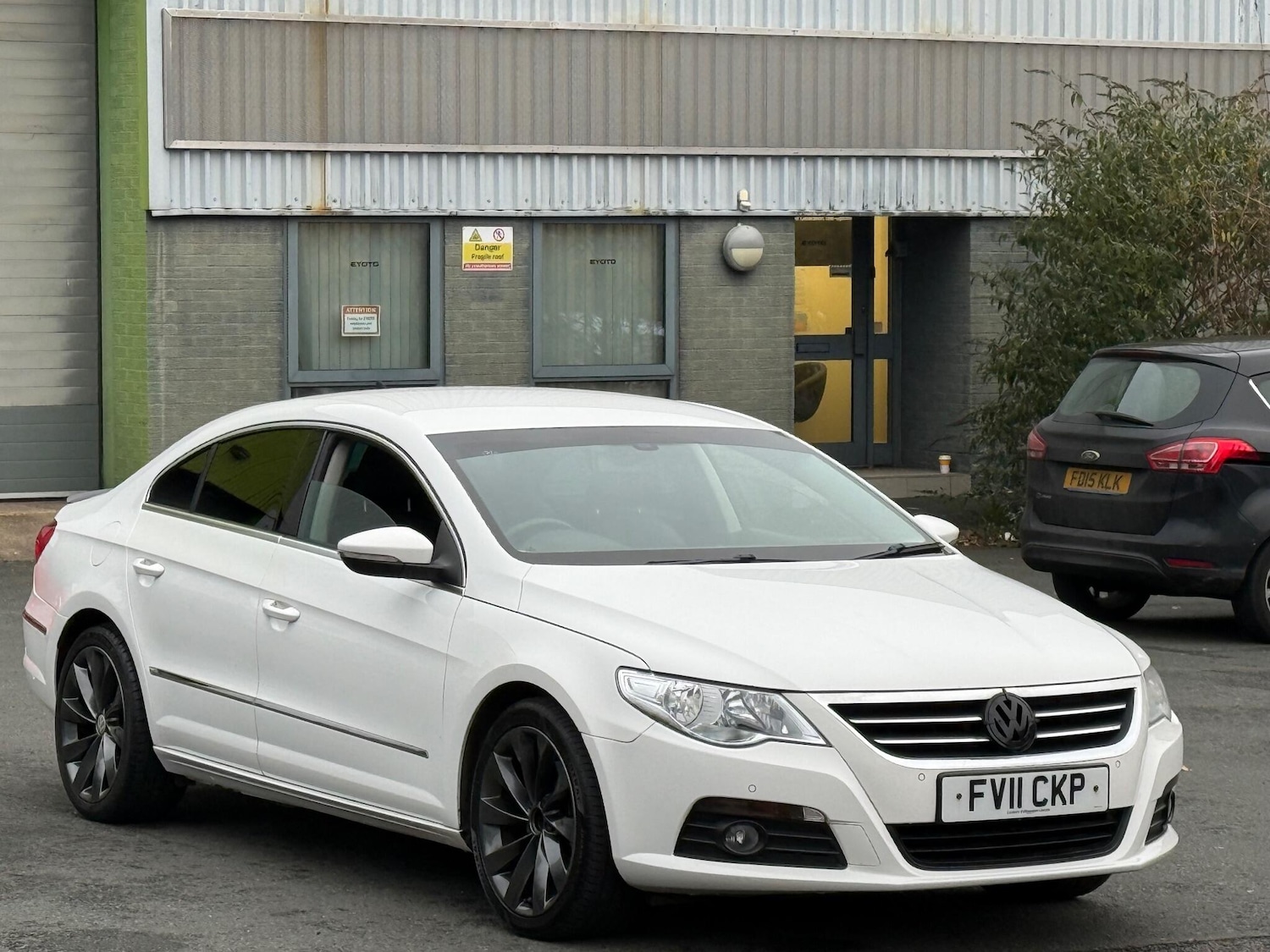 Used Volkswagen Passat 2011 for sale - 76714137: Photo 6