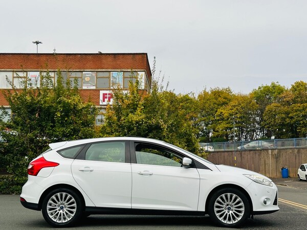 Used Ford Focus 2011 for sale - 76151708: Photo 16