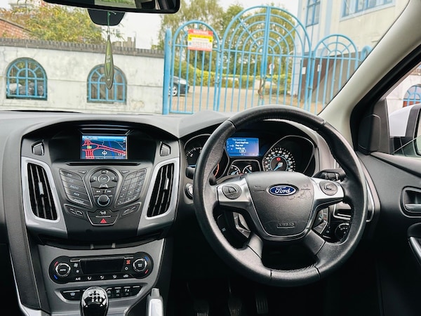 Used Ford Focus 2011 for sale - 76151708: Photo 18