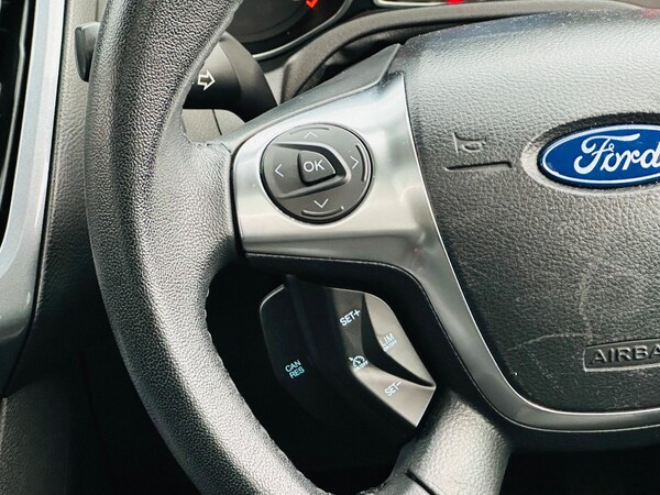 Used Ford Focus 2011 for sale - 76151708: Photo 26