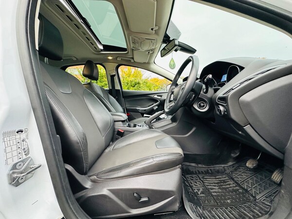 Used Ford Focus 2011 for sale - 76151708: Photo 28