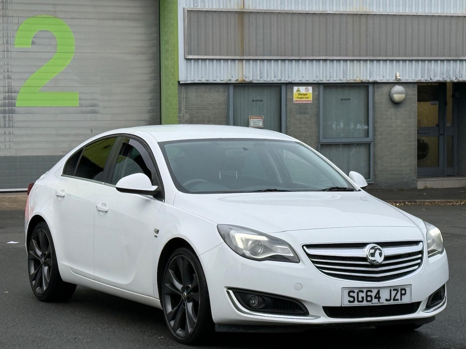 Used Vauxhall Insignia 2014 for sale - 76886155: Photo 1