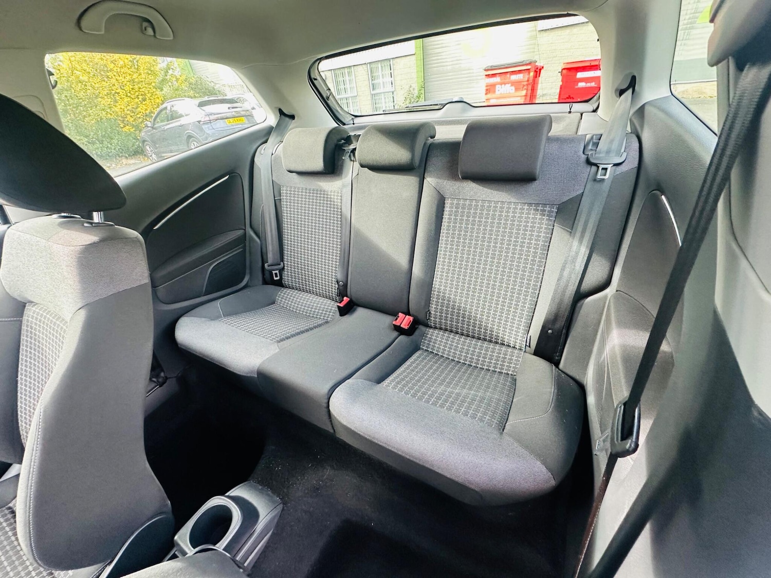 Used Volkswagen Polo 2014 for sale - 76349110: Photo 10
