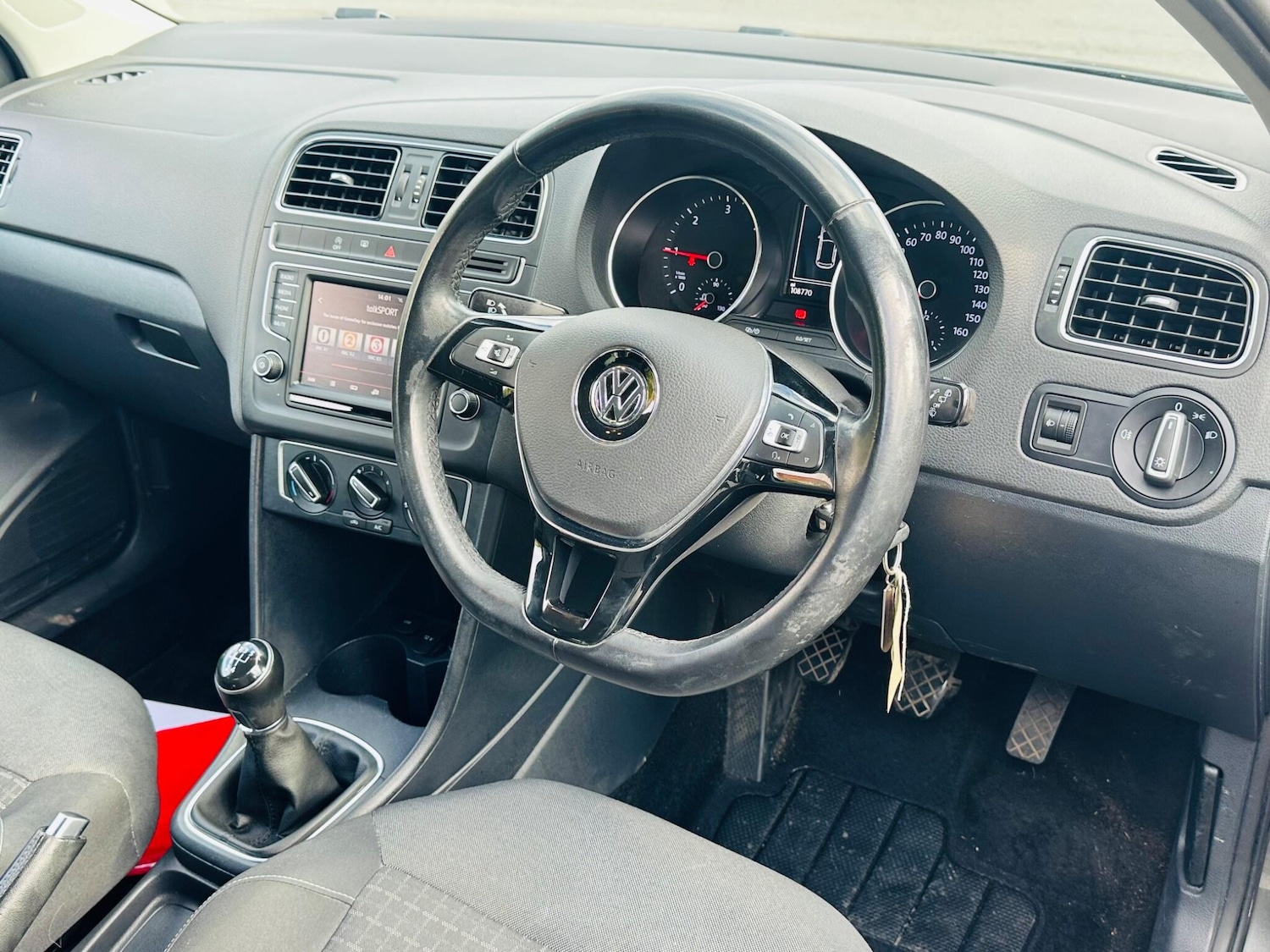 Used Volkswagen Polo 2014 for sale - 76349110: Photo 19