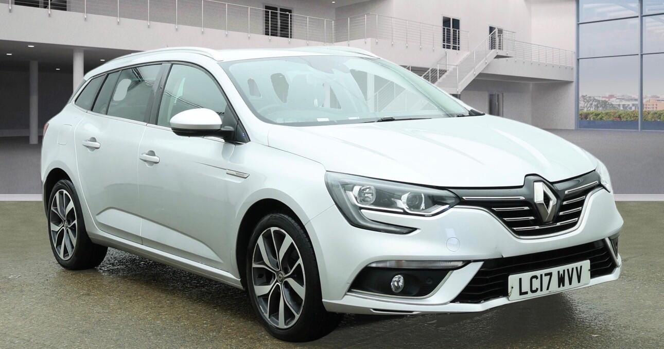 Used Renault Megane 2017 for sale - 77598498: Photo 1