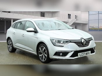 (17) - 1.5 dCi Dynamique S Nav Sport Tourer EDC Euro 6 5dr