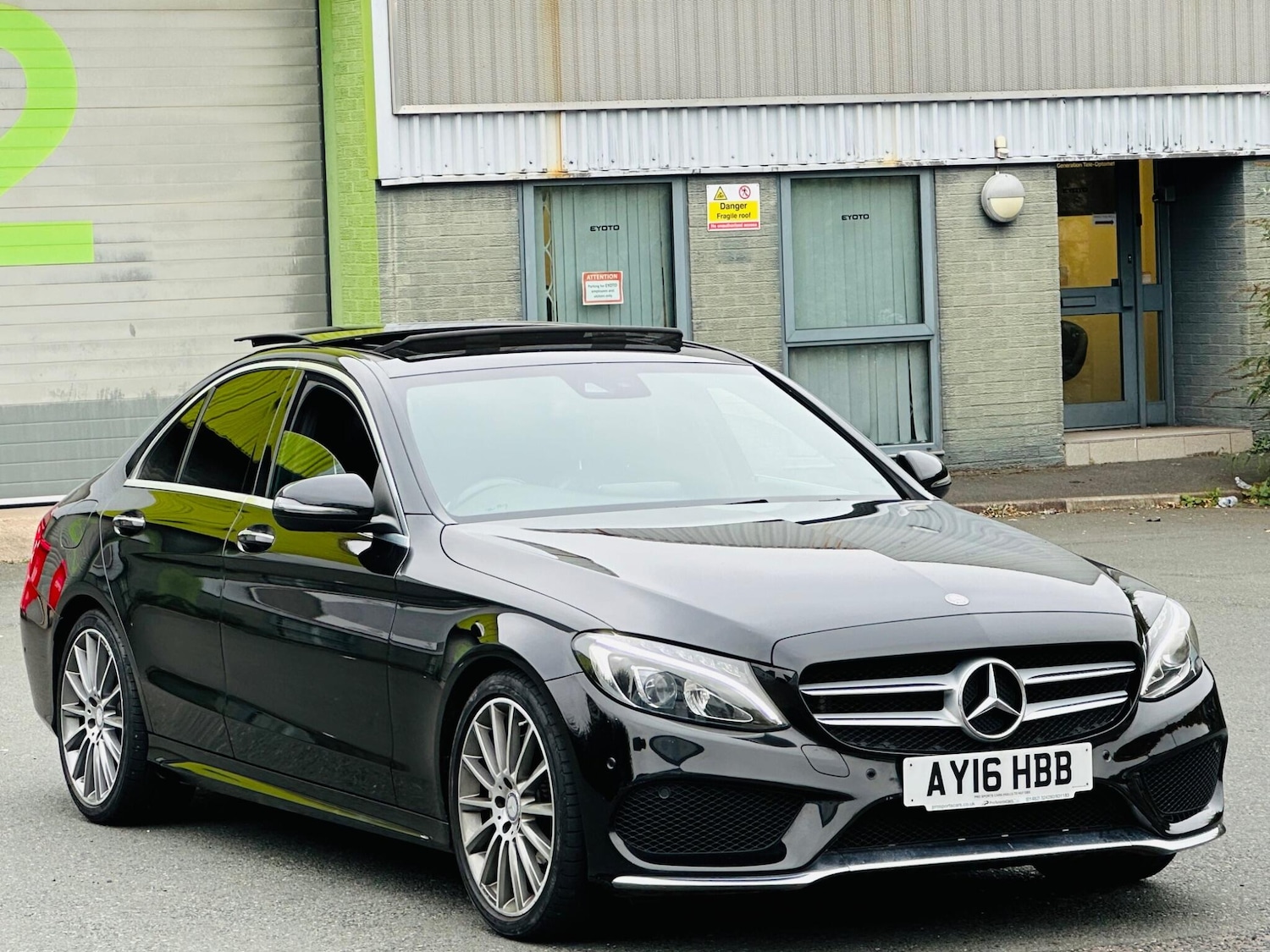 Used Mercedes-Benz C Class 2016 for sale - 77097521: Photo 6