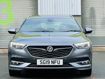 Used Vauxhall Insignia 2019 for sale - 76425550: Photo