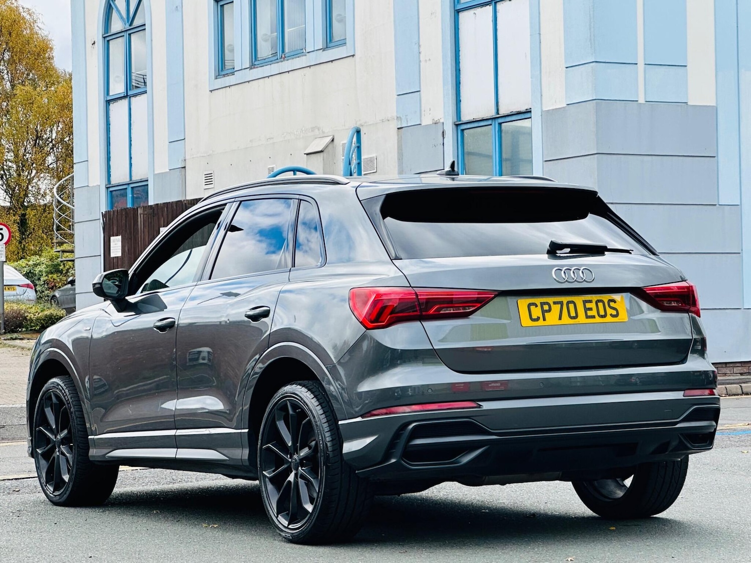 Used Audi Q3 2021 for sale - 76337600: Photo 10