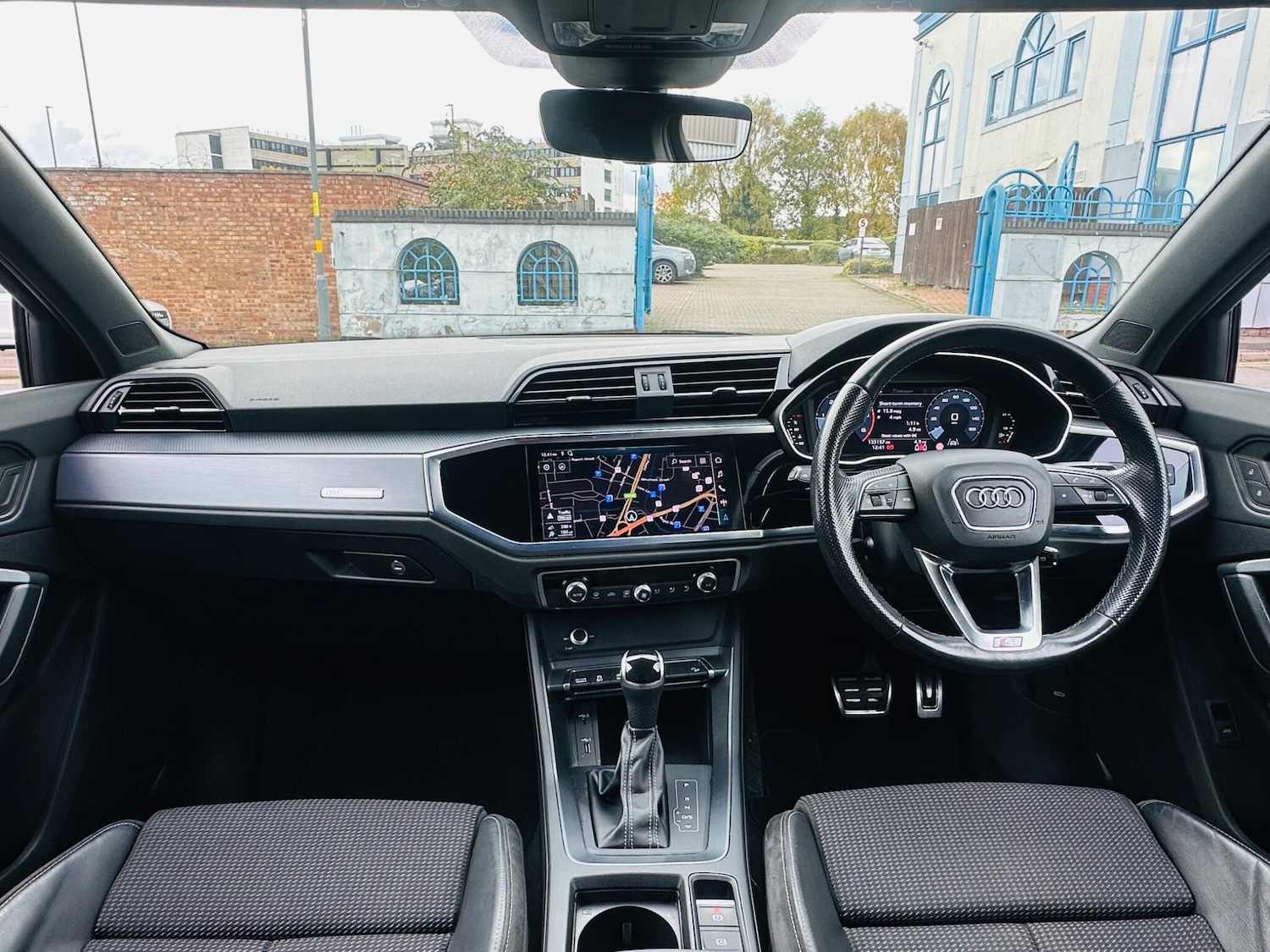 Used Audi Q3 2021 for sale - 76337600: Photo 16