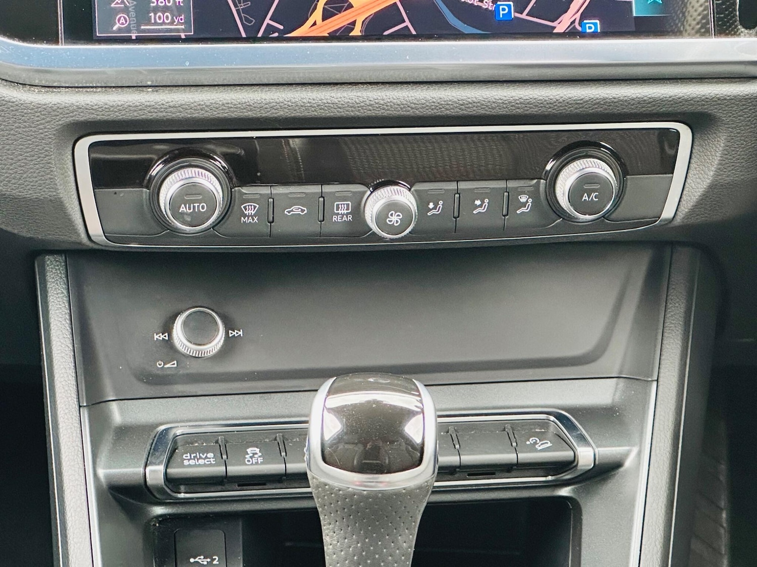 Used Audi Q3 2021 for sale - 76337600: Photo 19
