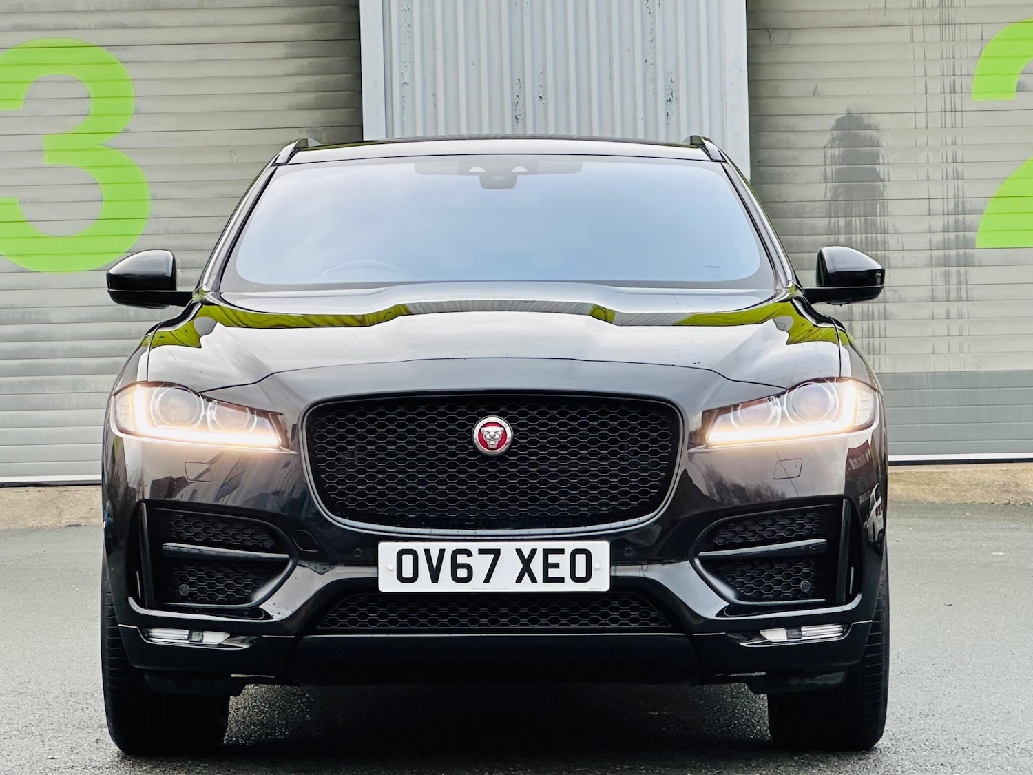 Used Jaguar F-Pace 2017 for sale - 77658950: Photo 3