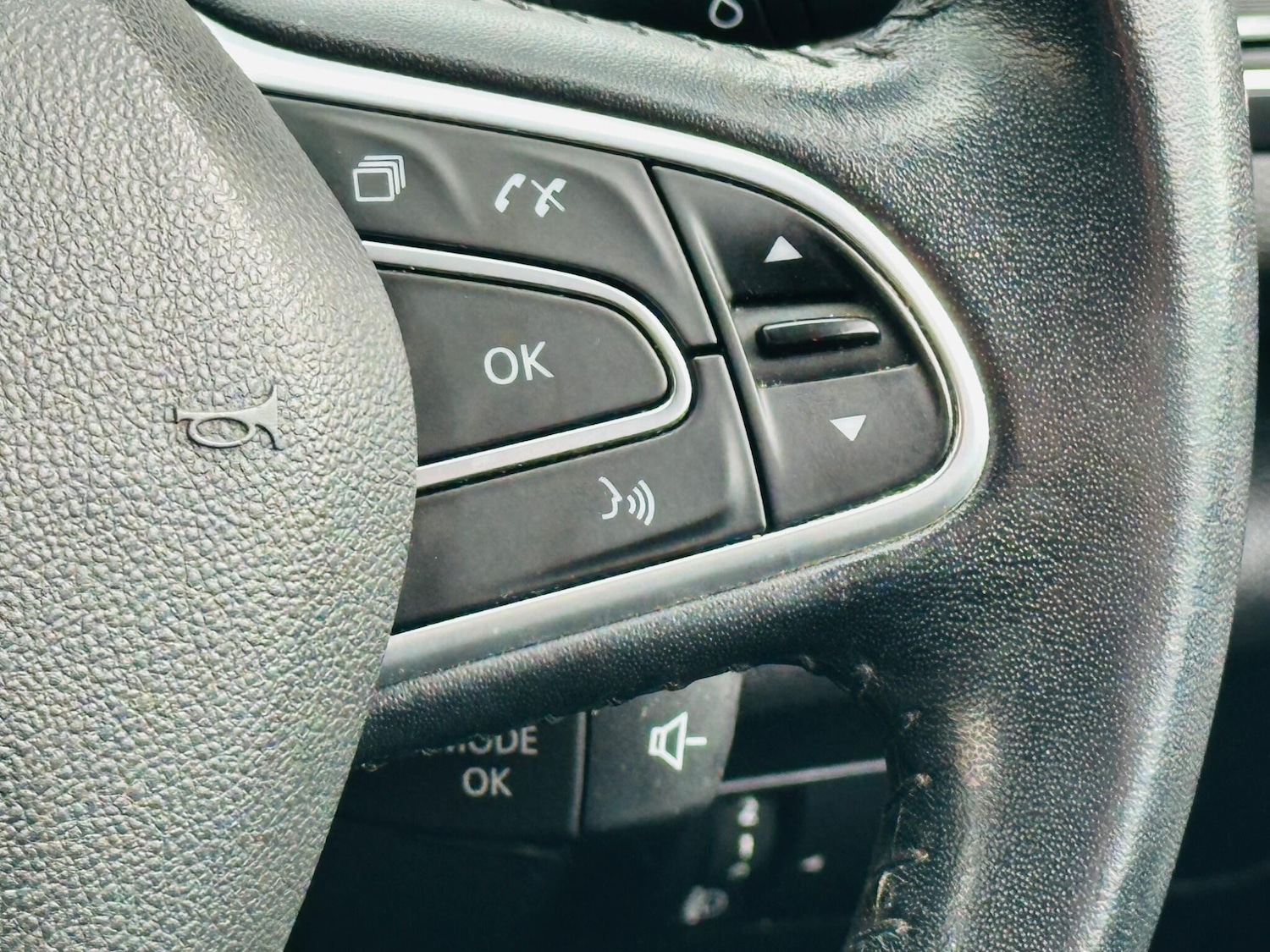 Used Renault Megane for sale - 77646535: Photo 21