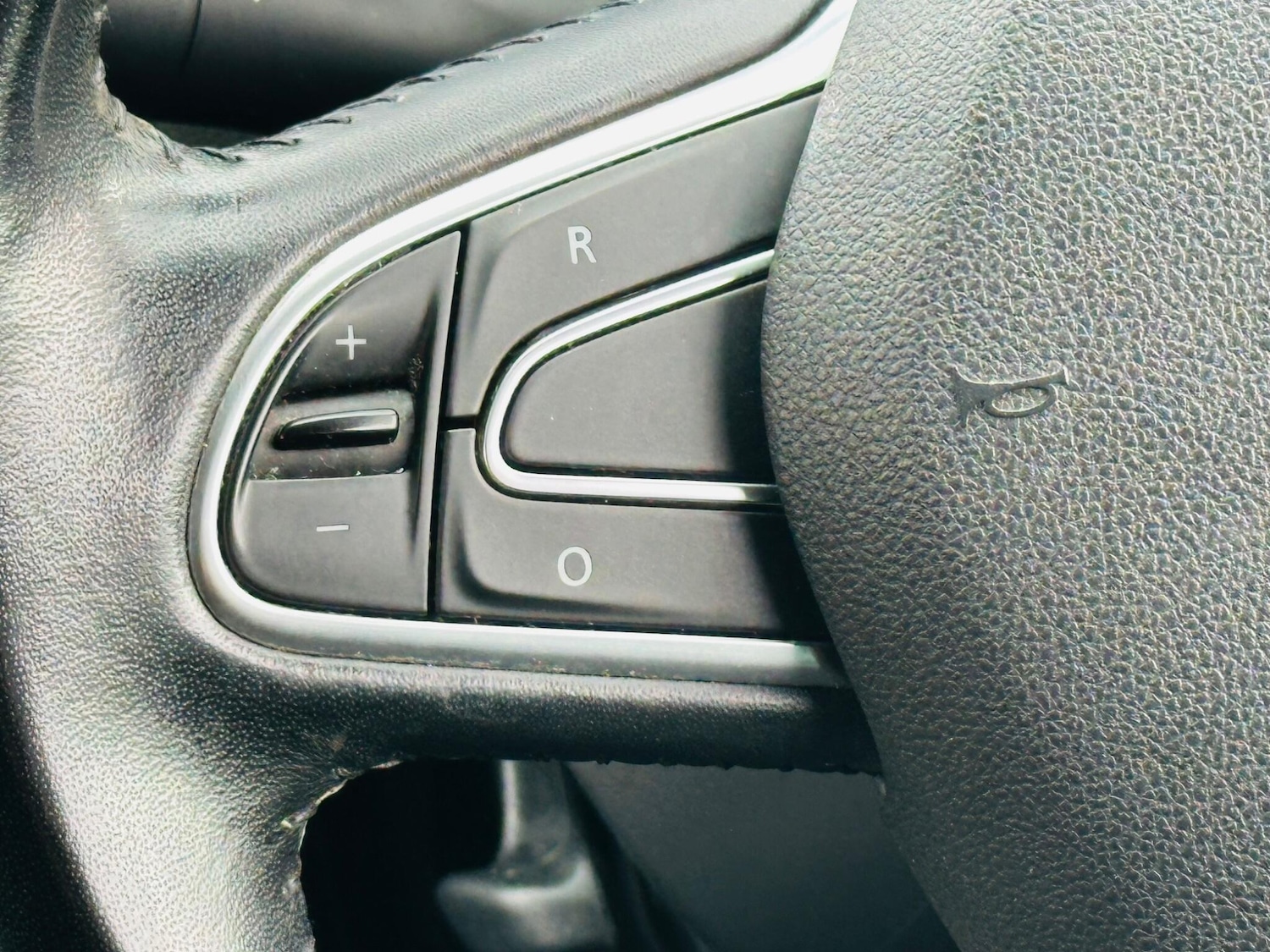 Used Renault Megane for sale - 77646535: Photo 22