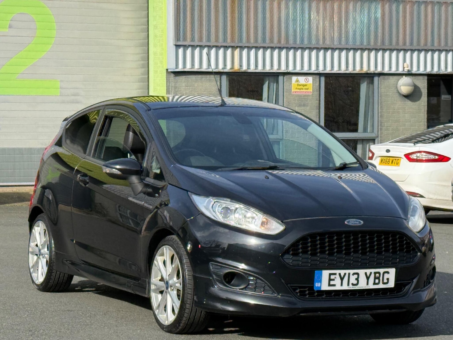Used Ford Fiesta 2013 for sale - 77696548: Photo 2