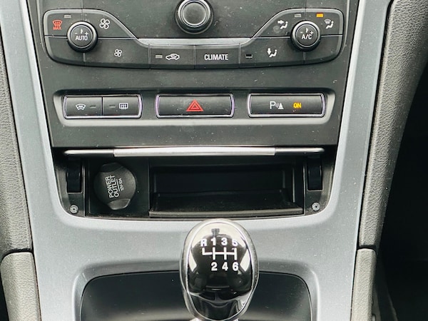 Used Ford Mondeo 2014 for sale - 76122190: Photo 21